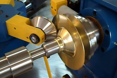 Tổng quan nguyên lý làm việc của máy tiện trong gia công cơ khí