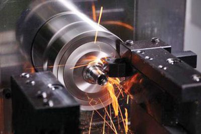 Tại sao bạn nên lựa chọn dịch vụ gia công cơ khí tại COSMO VIỆT NAM?