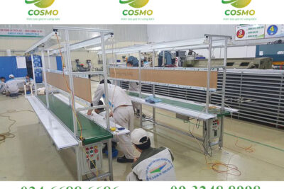 Băng tải có thao tác bàn 2 bên