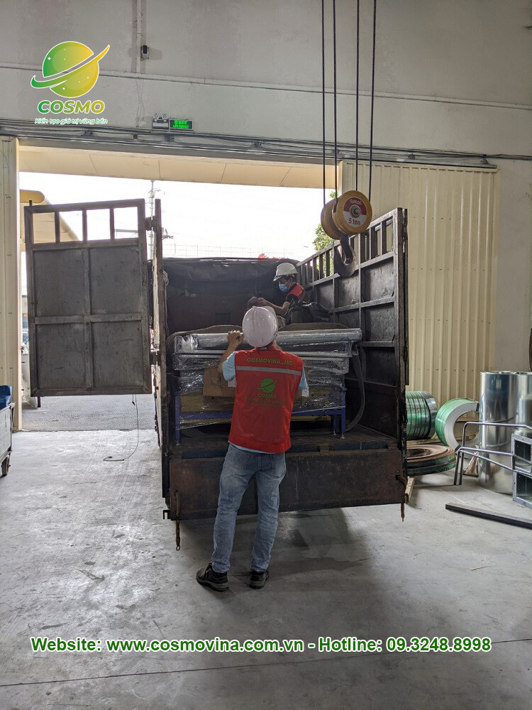 Lap Dat Bang Tai Nha May San Xuat Ong Gio (2)